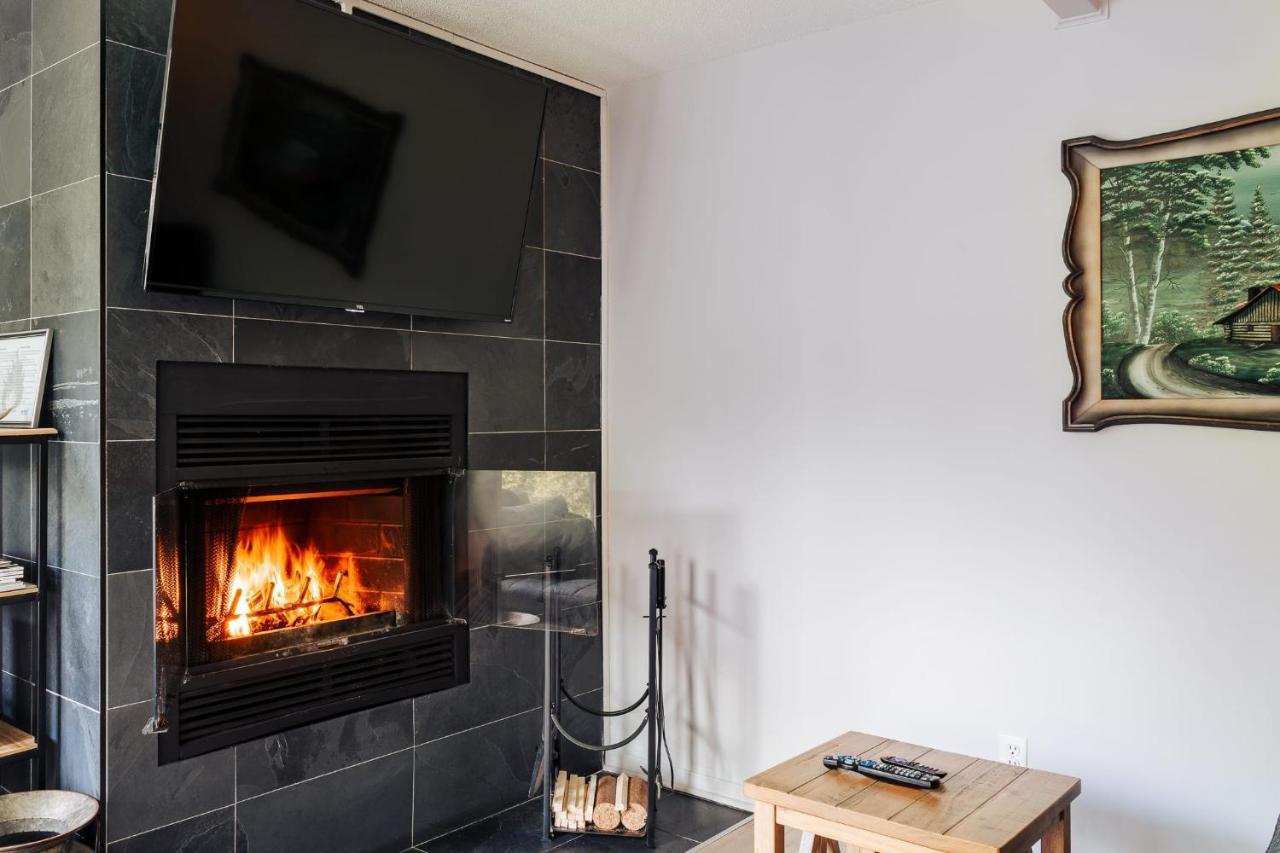 Magnifique Condo Pres Du Lac Tremblant มงต์-ทร็องบล็องต์ ภายนอก รูปภาพ